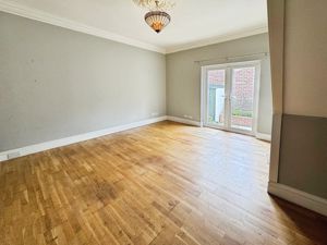 Photo 4- click for photo gallery